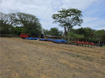 Se Vende Finca en Veraguas de 1110 Hectáreas