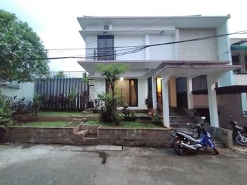 For Rent Town House at Cilandak & Condition Semi Furnished HSE-A0428