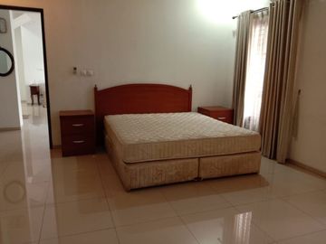 For Rent Town House at Cilandak & Condition Semi Furnished HSE-A0428