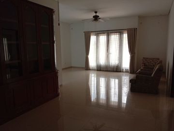For Rent Town House at Cilandak & Condition Semi Furnished HSE-A0428