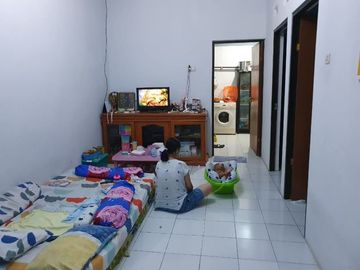 Rumah dijual full bangunan di Jember