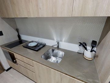 Estudio Penthouse, paseo de arte, area comercial, estilo Boho, amenidades y serv