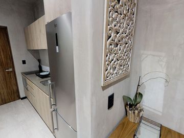 Estudio Penthouse, paseo de arte, area comercial, estilo Boho, amenidades y serv