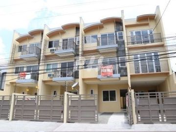 PH757 Townhouse For Sale In Visayas Avenue At 9.6M
