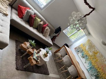 VENTA DEPARTAMENTO URDESA (AV. Victor Emilio Estrada)