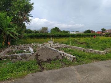 Dijual Tanah 2 km Utara Jalan Solo, Kawasan Perumahan
