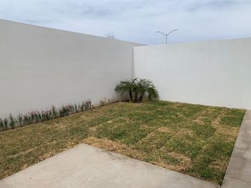 Casa en venta frente al TSM, Paseo del haro, Ampliación Senderos, Torreón