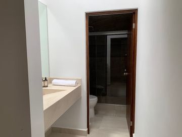 Casa en venta frente al TSM, Paseo del haro, Ampliación Senderos, Torreón