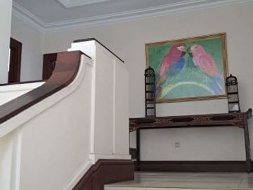 Rumah Modern Minimalis Siap Huni di Batununggal Indah Batununggal Bandung