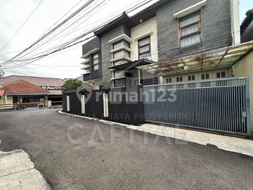 Rumah Huk Nyaman Aman Tengah Kota Bandung Area Sukaluyu Dekat Dago