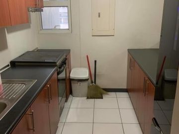 For Rent: Fully Furnished 2 Bedroom in The Columns Ayala Makati