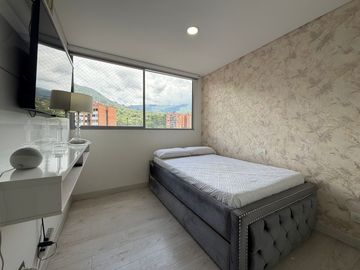 apartamento en arriendo en loma el chocho. Cod A9433794