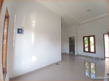 Rumah Siap Huni Selatan Puskesmas Prambanan