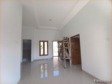 Rumah Siap Huni Selatan Puskesmas Prambanan