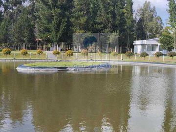 Lindo terreno en venta en urbanización privada en Tabacundo