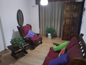 Casa En Venta  Bernal 1200 Ituzaingo