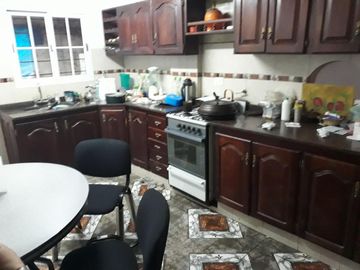 Casa En Venta  Bernal 1200 Ituzaingo