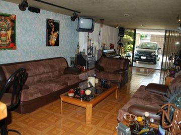Circuito Novelistas Casa en Venta Satélite Naucalpan