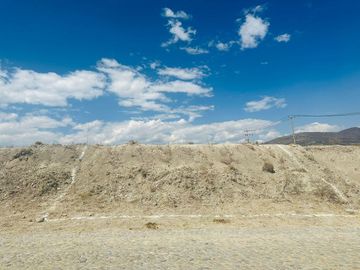 VENTA DE TERRENO CON EXCELENTE  UBICACION EN FRACCIONAMIENTO NUEVO