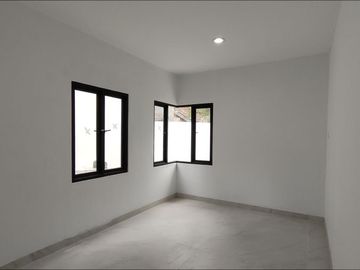 MURAH! RUMAH SIAP HUNI GRESS BARU DI BSD NUSALOKA JUAL BU
