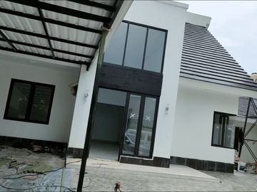 MURAH! RUMAH SIAP HUNI GRESS BARU DI BSD NUSALOKA JUAL BU