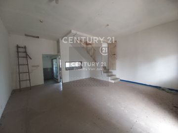 Ruko Jalan Raya Sariwangi Area Ramai Lokasi Strategis
