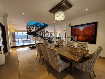 Casa en Venta en Urbanización Biblos, Samborondón