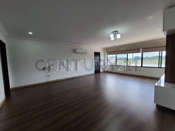 Casa en Venta en Urbanización Biblos, Samborondón