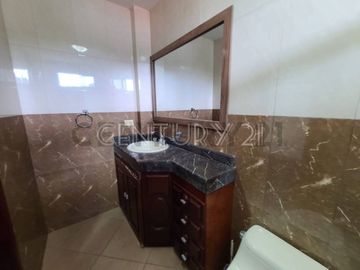 Casa en Venta en Urbanización Biblos, Samborondón