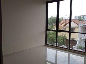 Rumah BARU GRESS di Taman Puspa Raya Citraland *TN