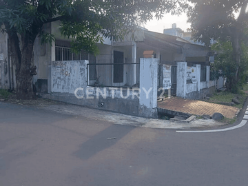 Rumah Lokasi Strategis Di Komp PTB Duren Sawit S7582