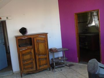 Casa 6amb en esquina en Pasajes de Parque Chacabuco Ideal 2 Flias A RECICLAR