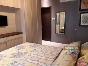 For Rent 3BR Nice Apartemen at Fatmawati