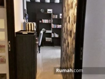 For Rent 3BR Nice Apartemen at Fatmawati
