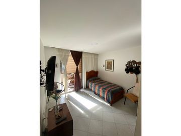 Apartamento en Venta, Loma de los Bernal en la Comuna 16 de Medellín