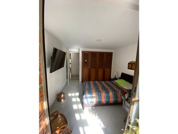 Apartamento en Venta, Loma de los Bernal en la Comuna 16 de Medellín