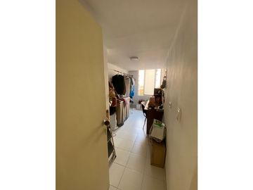 Apartamento en Venta, Loma de los Bernal en la Comuna 16 de Medellín