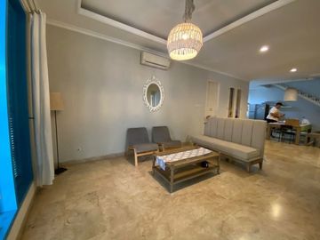 Rumah di Tanjung Barat Indah Jakarta Selatan. Fully furnished