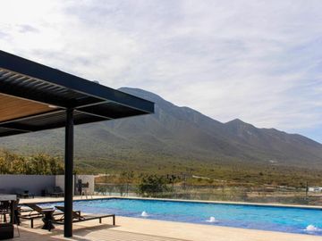 Casa en venta en Península living Park zona cumbres de García N.L