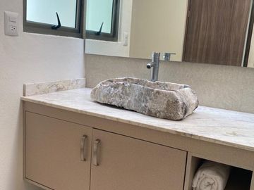 CASA EN VENTA CON RECÁMARA EN PB. FRACC. PASEO DEL PARQUE CON CASA CLUB, GIMNASIO, CANCHAS DEPORTIVAS