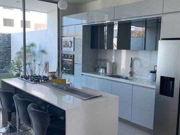 CASA EN VENTA CON RECÁMARA EN PB. FRACC. PASEO DEL PARQUE CON CASA CLUB, GIMNASIO, CANCHAS DEPORTIVAS