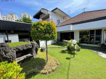 Rumah Kupang Indah Nyaman Hadap Timur, Ada kolam renang