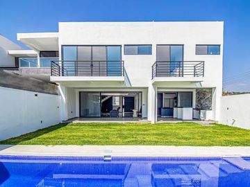 Casa en Fraccionamiento Burgos Bugambilias, Temixco Morelos