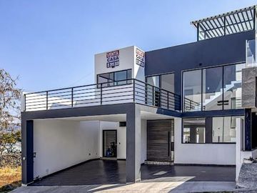 Casa en Fraccionamiento Burgos Bugambilias, Temixco Morelos