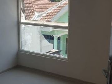 RUMAH KOS TERMURAH 2 KAMAR TIDUR PINGGIR JALAN DI LANDUNGSARI
