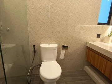 BRAND NEW VILLA FULL FURNISHED DI KOMPLEK GREEN KORI KEROBOKAN BADUNG