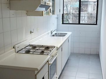 PALERMO -CHARCAS AL 4000- 3 AMBIENTES CON COCHERA Y PISCINA