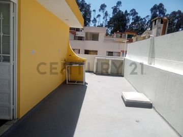 Venta de casa Santa Lucia Norte de Quito