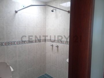 Venta de casa Santa Lucia Norte de Quito