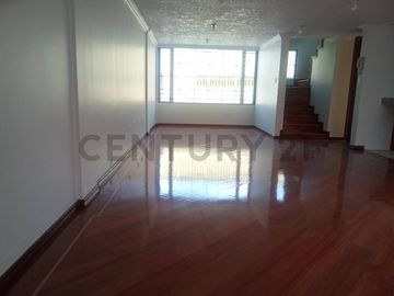 Venta de casa Santa Lucia Norte de Quito